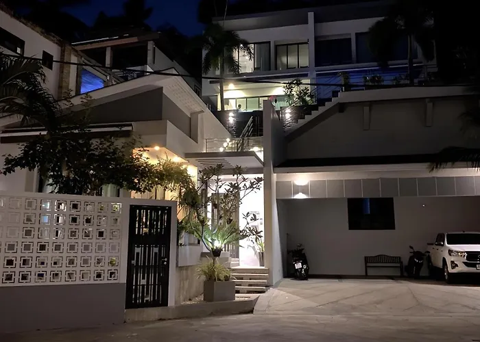 Twin Villas Seaview Kata